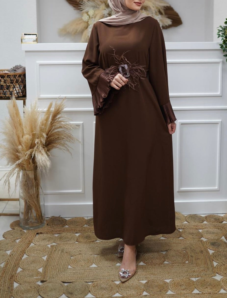 Kleid mit abnehmbarem Strassgürtel
