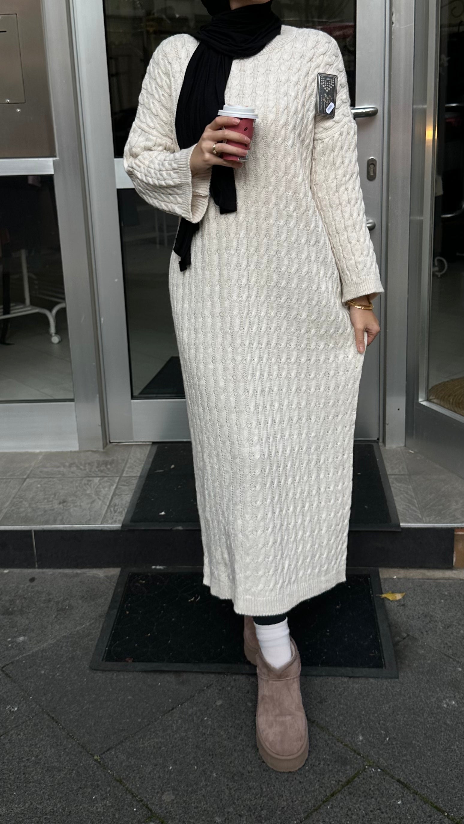 Strickkleid in Beige